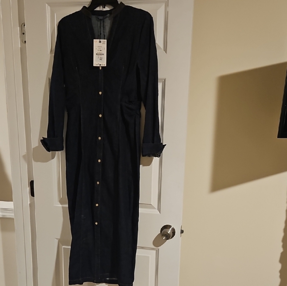Zara Long Sleeve Button-Front Navy Denim Midi Dress